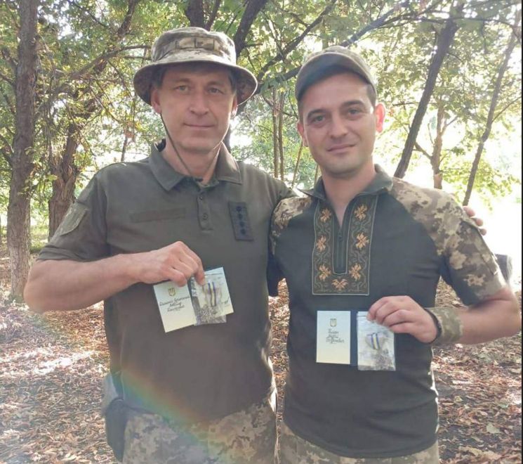 Військові отримали нагороди в День Незалежності України.