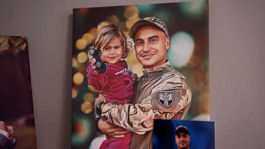 Азербайджанець за батьком Ельвін надзвичайно любив Україну, пишався своєю державою