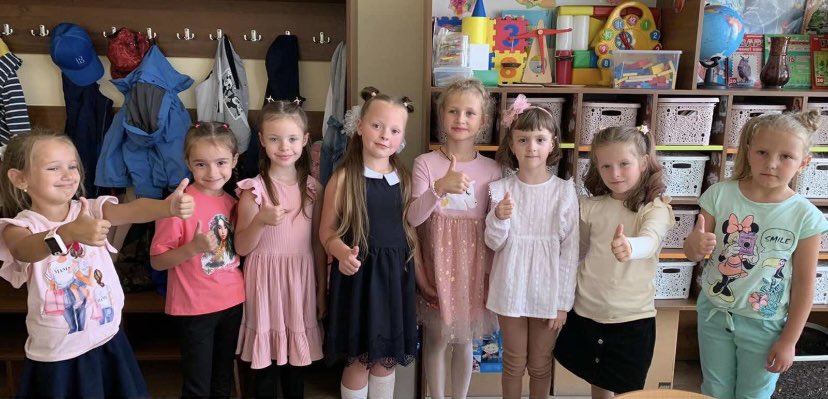 Справжні поціновувачі краси та стилю дивували різноманітністю та креативністю варіантів укладеного волосся