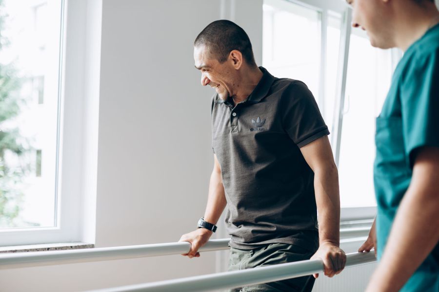 На повноцінну реабілітацію ще потрібен певний час, однак вже зараз Андрій говорить про повернення у стрій