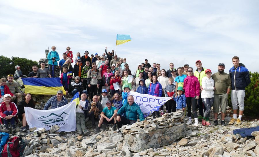 У сходженні на гору взяли участь 80 мешканців громади