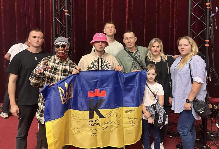 Міський голова подякував Олегові Псюку та усій творчій команді за небайдужість та значну допомогу нашим Героям