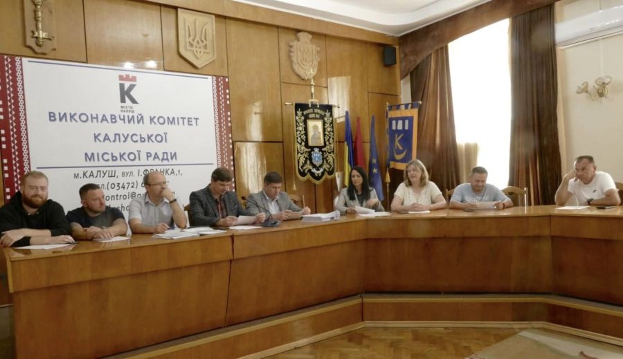 Виконком прийняв рішення про виділення одноразових грошових допомог пораненим Захисникам України. Фото: міська рада