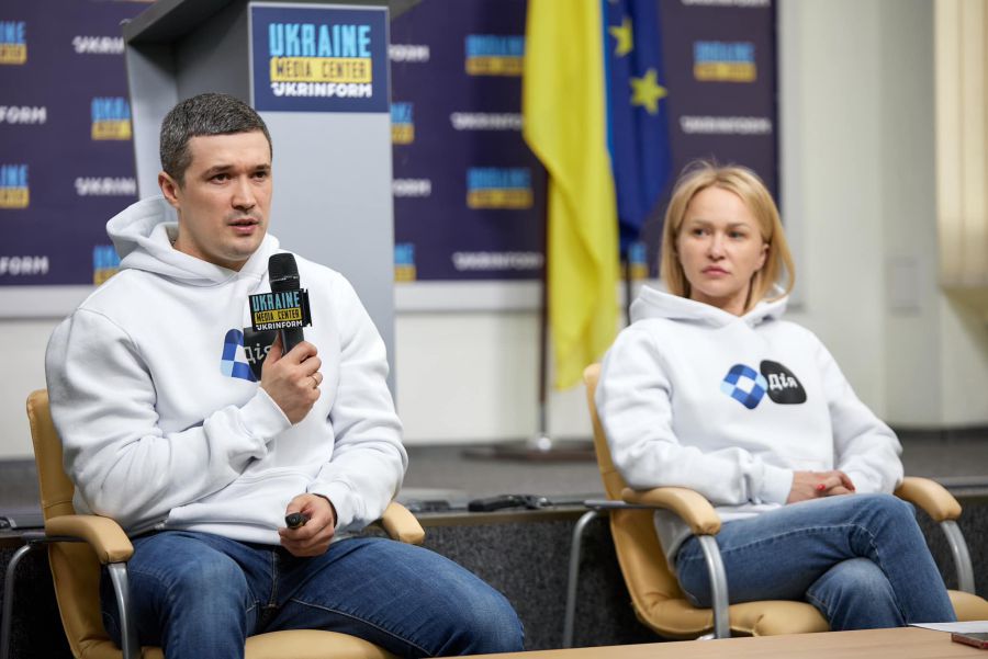 Опрацювання перерахування коштів займе до трьох робочих днів, —  запевняють у Дії