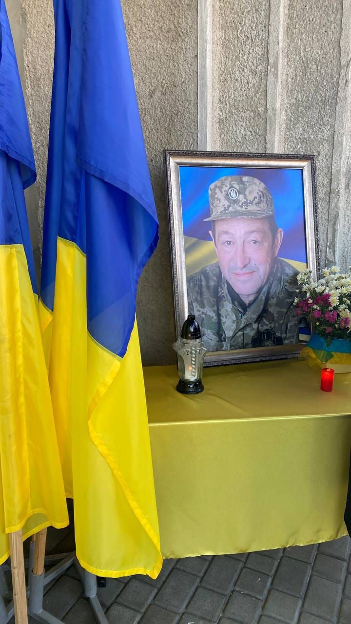 Чин похорону відбувся 3 жовтня у церкві Різдва Івана Хрестителя в селі Верхня. Фото: Сергій Данюк