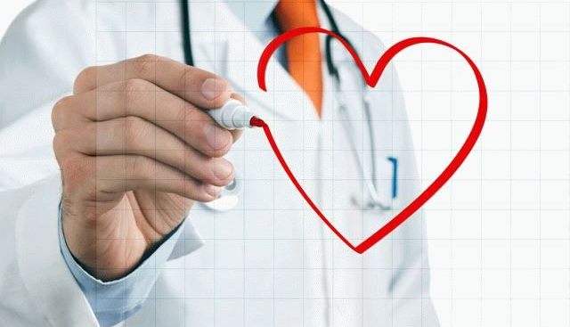 Ілюстроване фото. Чоловіка рятували дві бригади "швидкої"