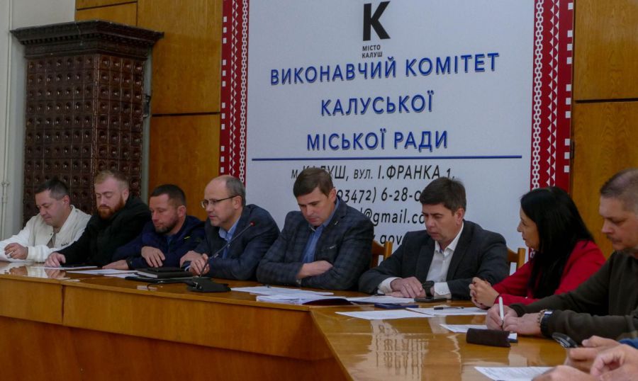 Тепло увімкнуть, якщо середньодобова температура впродовж трьох днів буде нижче  8 градусів