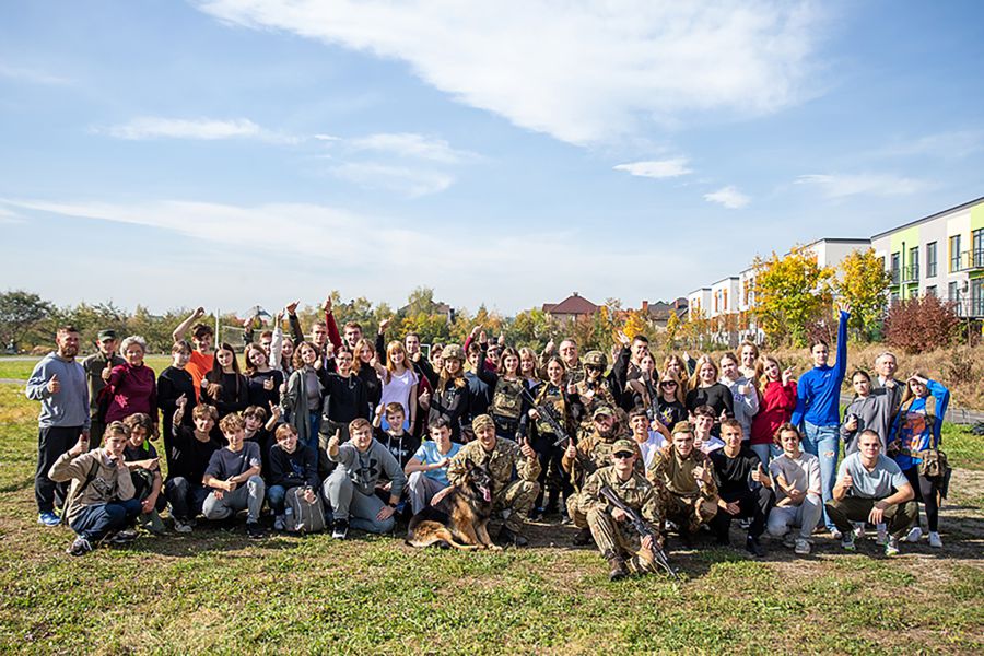 Учні відчули атмосферу військової служби.