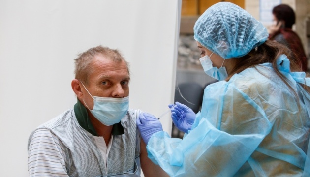 Ілюстроване фото. При грипі серцебиття прискорюється — це наслідок викиду адреналіну