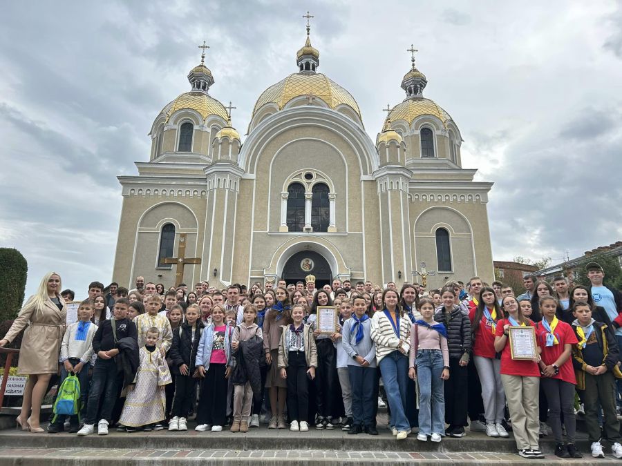 До Калуша прибули понад 200 учасників спільноти «Українська молодь — Христові».