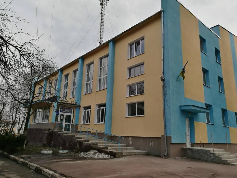 Зустріч комісії біля басейну «Посейдон» (вул. Стуса).