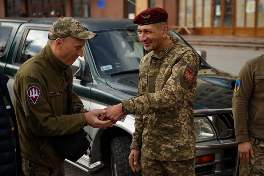 Дрони передали 10 окремій гірсько-штурмовій бригаді «Едельвейс»