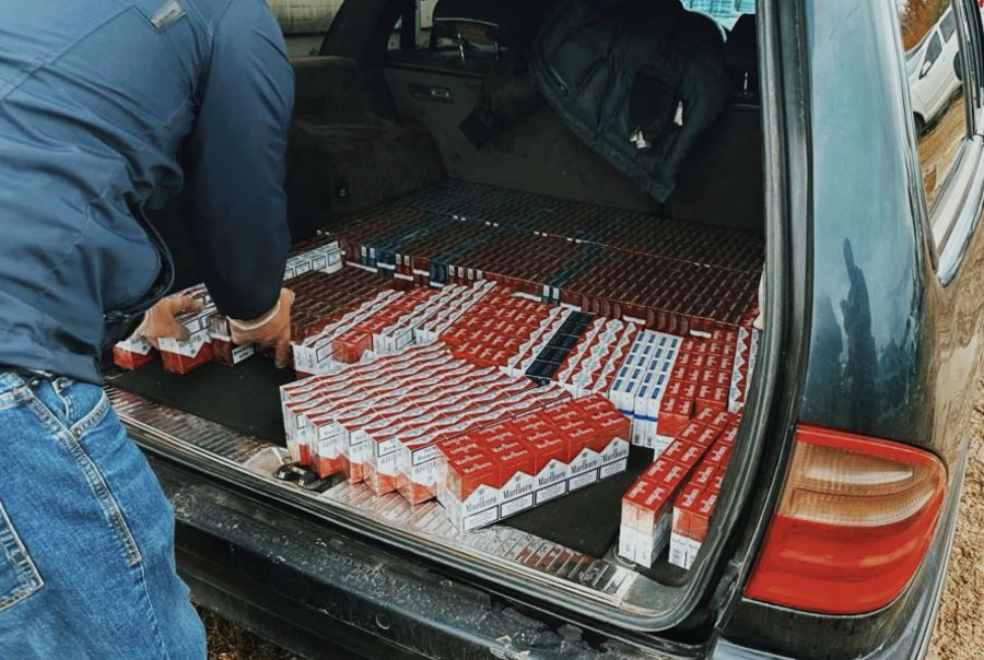 Водій перевозив цигарки з метою подальшого їх збуту