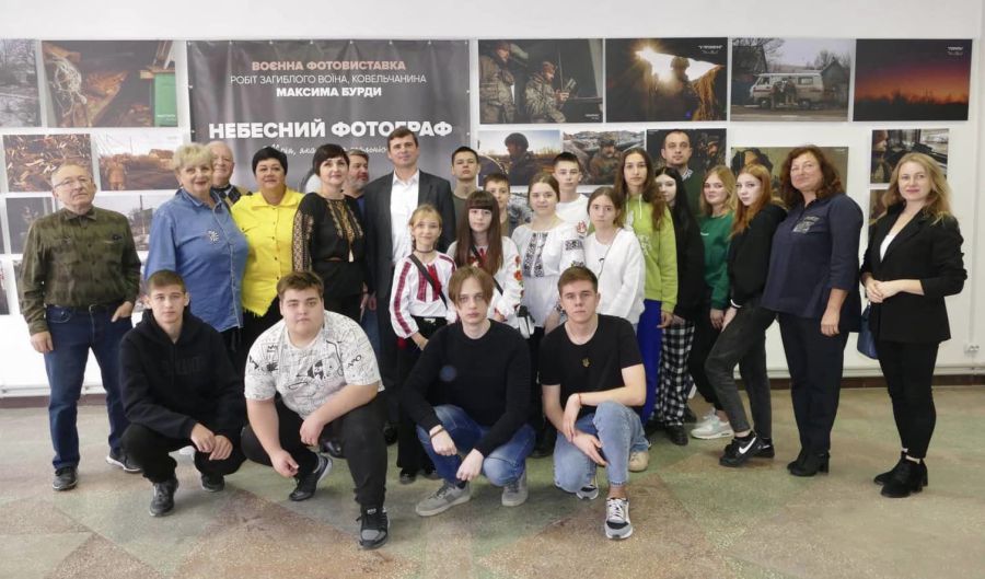 Діти дізнались багато цікавих та важливих фактів про автора виставки.