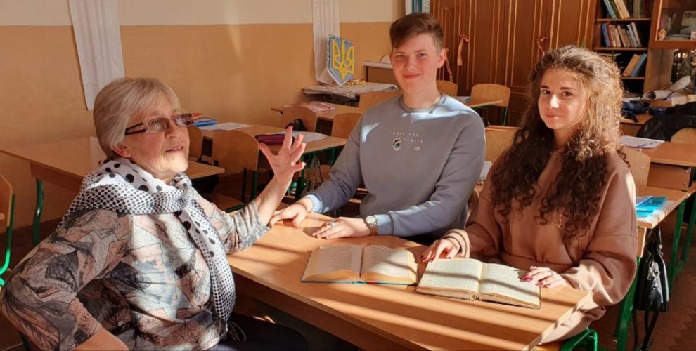 Перше місце завоював Дмитро Шеркунов, а третє — Софія Гутковська