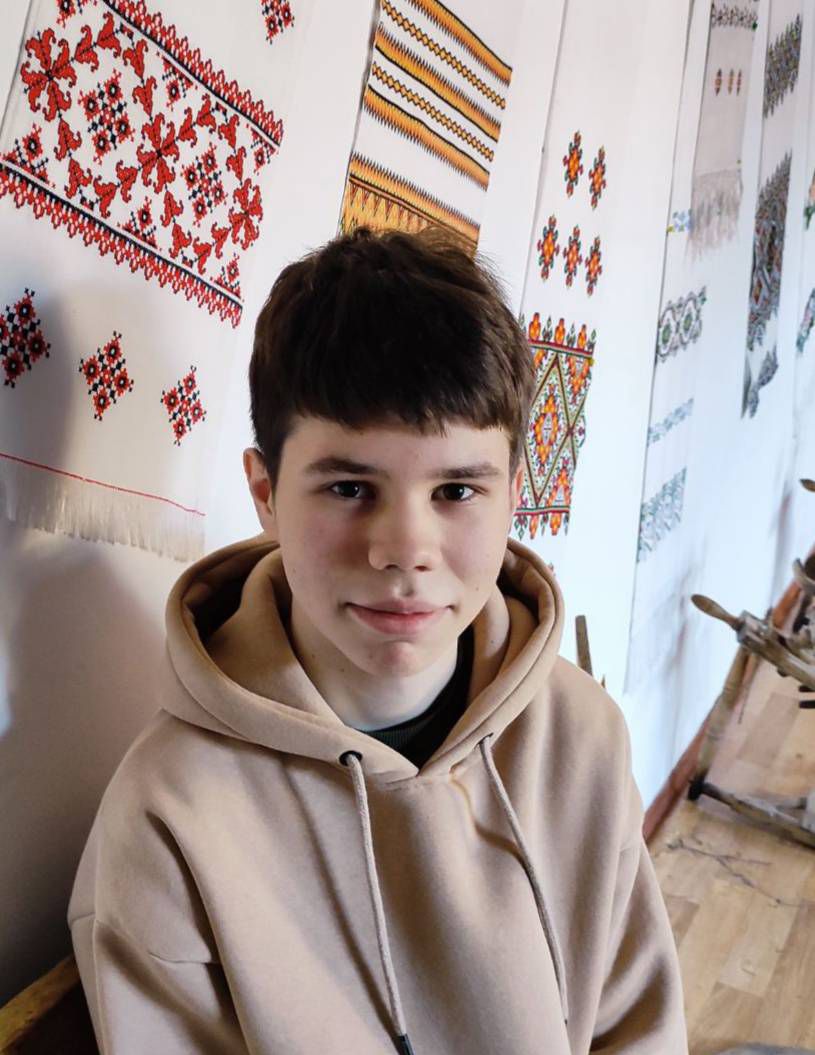 Роман Твардовський продемонстрував найкращі знання з фізики серед дев'ятикласників Калуської громади