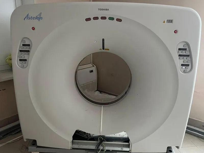 Комп’ютерний томограф старий, однак функціонує. Фото: Прозорро.Продажі