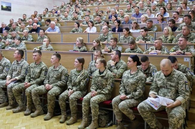 Ілюстроване фото. Планується, що студенти військових кафедр матимуть три аудиторні кредити.