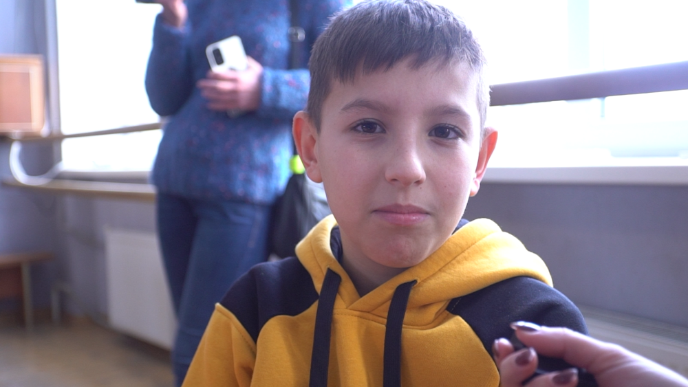 11-річний Тимур Гасанов мріє повернутися до Херсона, де залишилася його мама