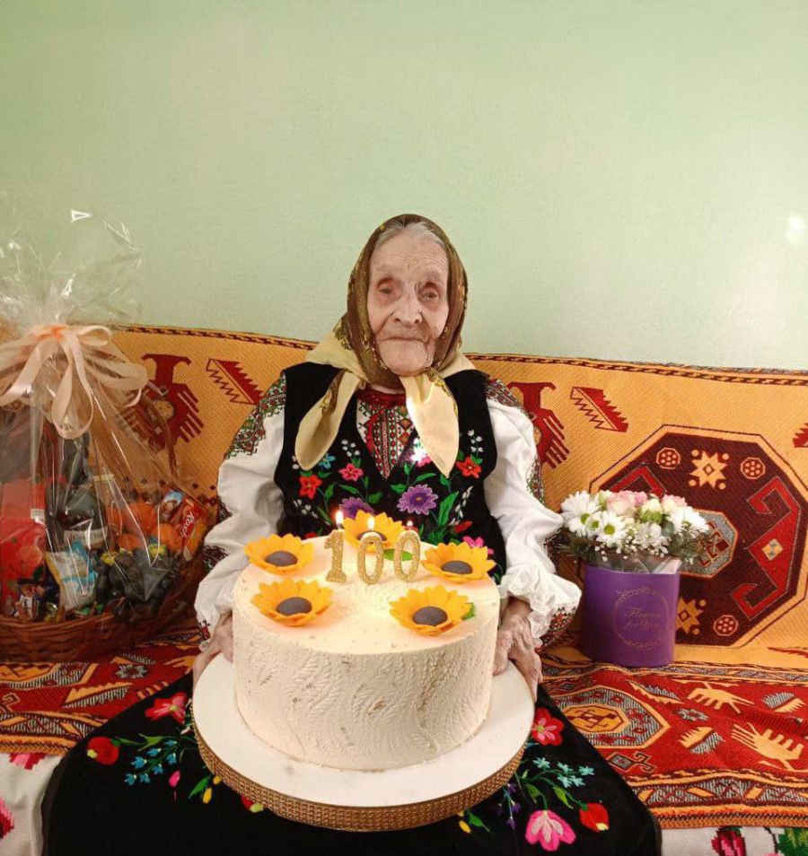 Марія Яцущак візначила сотий день народження