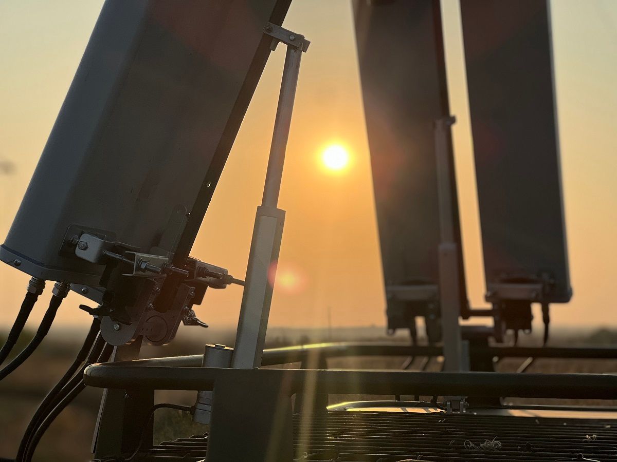 Ілюстроване фото. До ціни за окопний РЕБ для хлопців передадуть спектроаналізатор частот