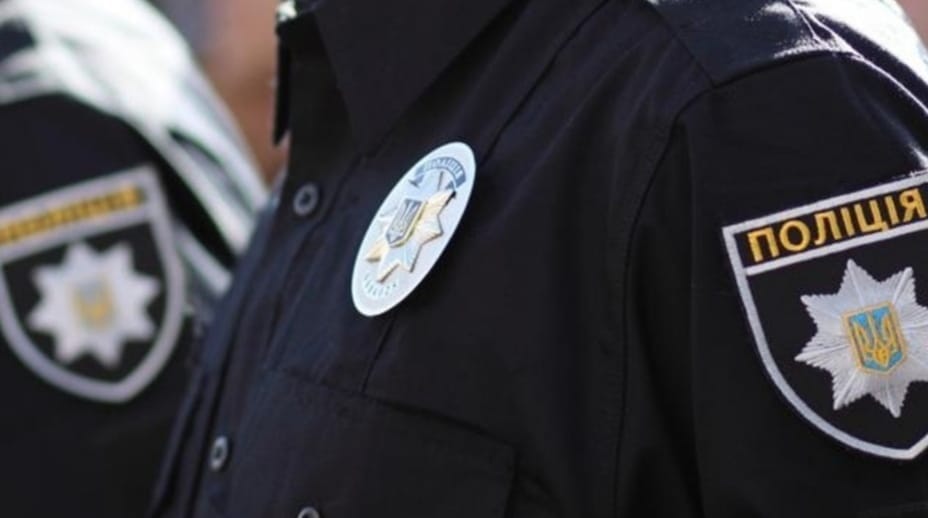 Ілюстроване фото. Іноді водії не віддають посвідчення правоохоронцям при оформленні протоколу.