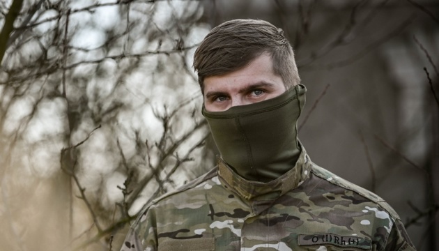 "Якби ми вчора збили все, що летіло на наші міста, я був би гордий до кінця, на 100%", — говорить боєць на псевдо "Адік"