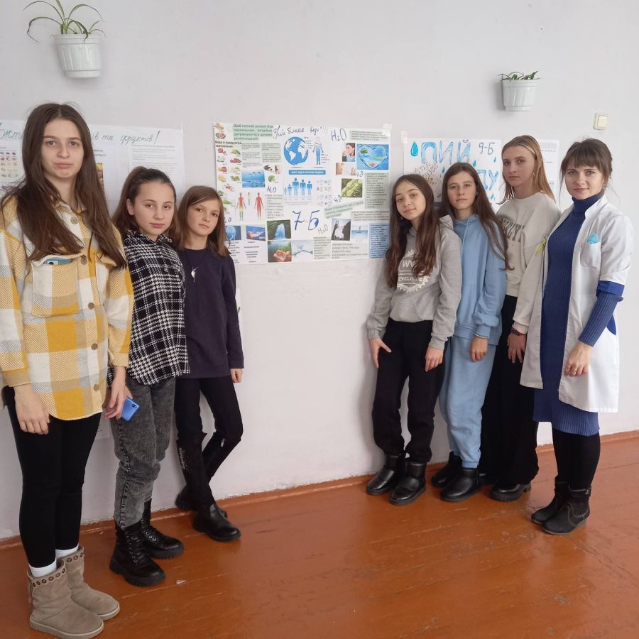 Загалом до проєкту залучили 140 учнів, 26 учителів та 2 медичних сестер