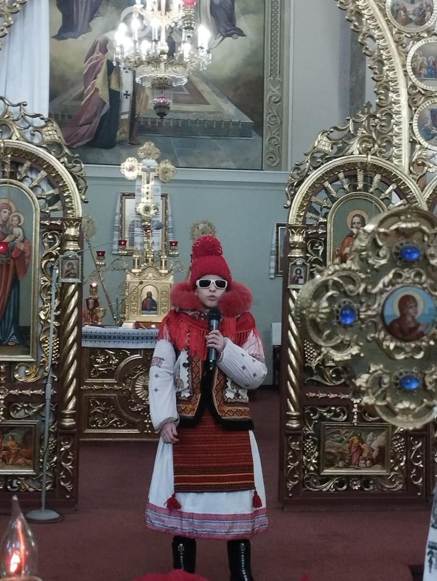 Анна-Марія радує своїми піснями парафіян у громадах Львівщини. Фото: Оксана Скородинська, Наталія Бражник