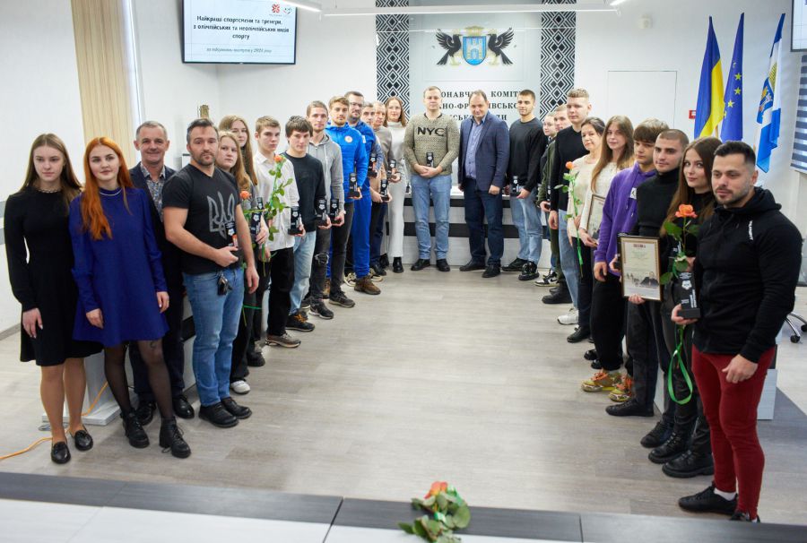 Кращі спортсмени та тренери громади протягом 2024 року отримуватимуть щомісячні виплати