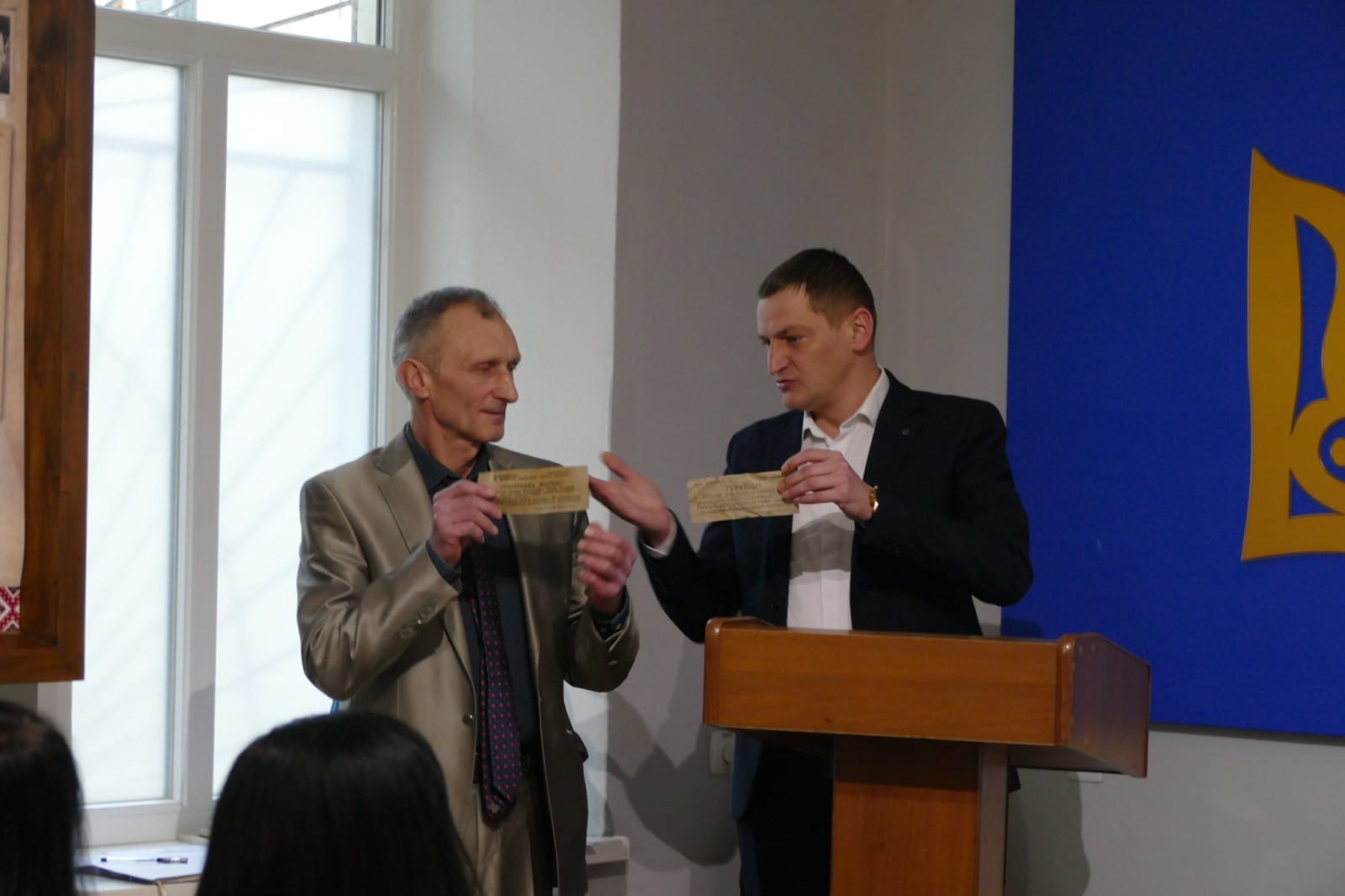 У листівках УПА — доречні і сьогодні заклики до патріотизму і порядності