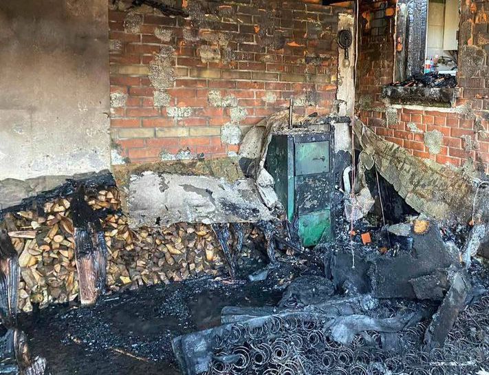 Ілюстроване фото. Горіла котельня, розташована поруч з будинком