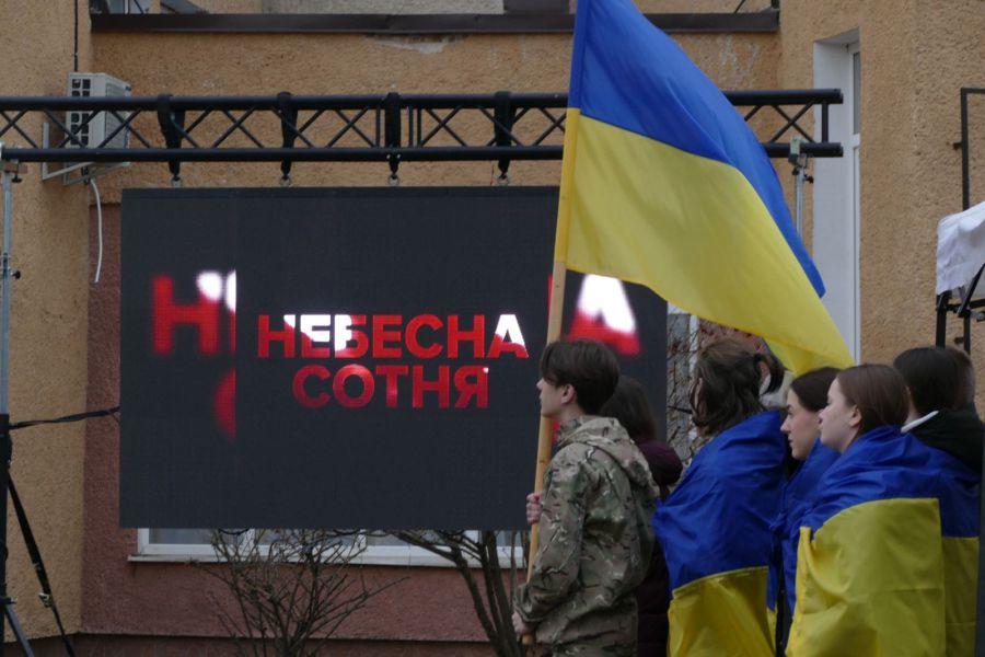 Десять років тому беззбройні Герої Революції Гідності показали усьому світові приклад боротьби