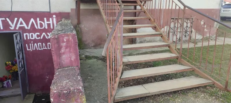 Приміщення, яке виставили на аукціон, є напівпідвальним