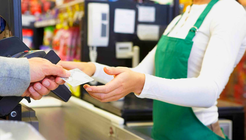 Ілюстроване фото. Спеціалісти забезпечують захист прав та задоволення вимог покупців