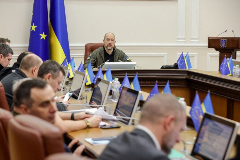 Згідно із законопроєктом, військові адміністрації зможуть оголошувати воєнний стан у Криму. Фото: із соцмереж