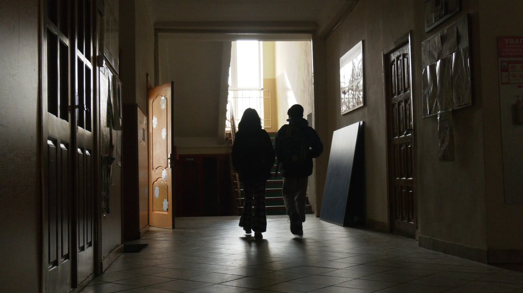 Ілюстроване фото. Поліцейські склали протокол про адмінпорушення на директорку ліцею № 4.