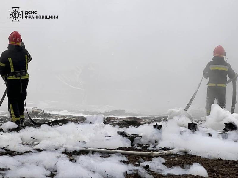 Внаслідок влучання сталася пожежа