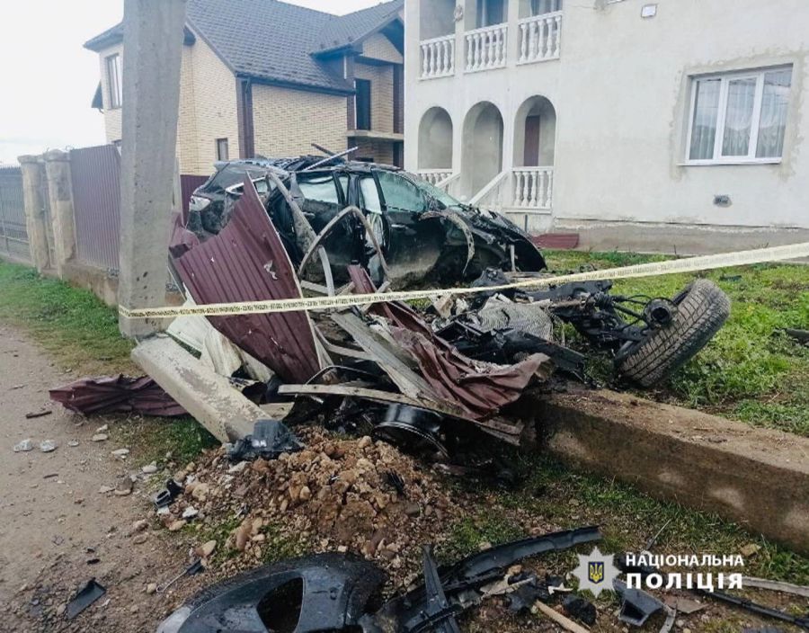 У транспортному засобі, окрім неповнолітнього водія, перебувало ще четверо друзів-підлітків