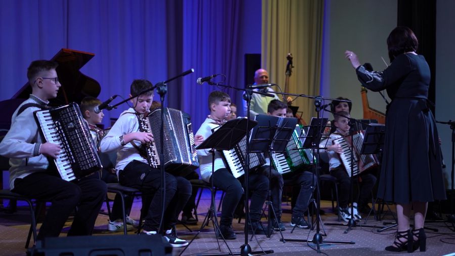 Чудові вокальні та інструментальні номери,  дитячі обличчя, високий виконавський рівень достойно оцінила публіка.