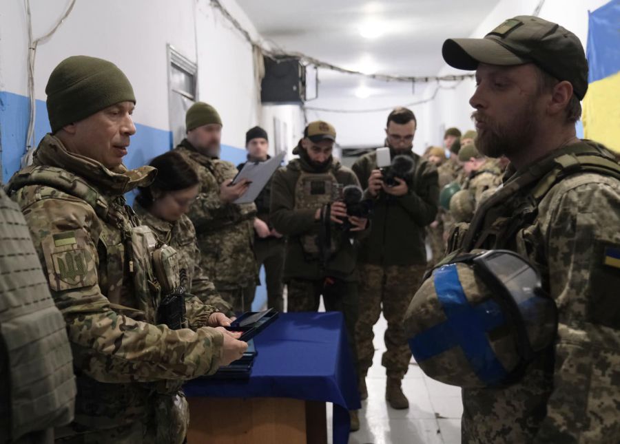 Юрій професійно виявляє ворожі цілі і корегує вогонь української артилерії. Вітаємо!