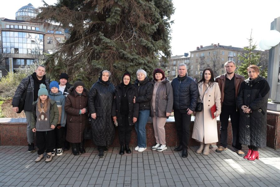 Для родин передбачили комфортне проживання, якісне харчування та цікаву програму дозвілля.