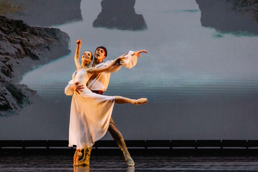 Це вже другий балетний вечір, який провели DefDev і KSE Foundation ­за підтримки Катерини Ханюкової.