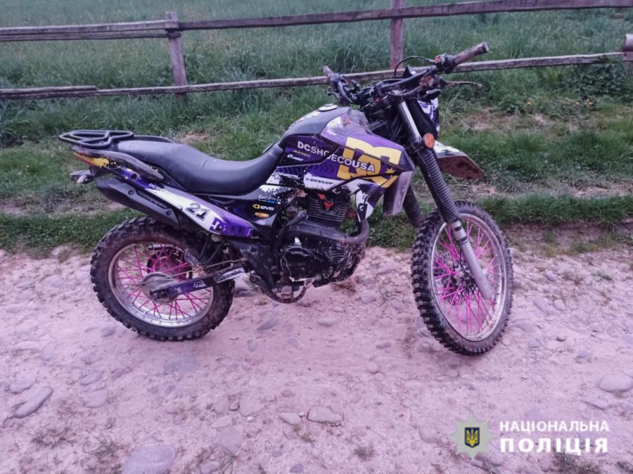 Поліцейські перевірили підлітка на стан сп'яніння. Результат нетверезий.