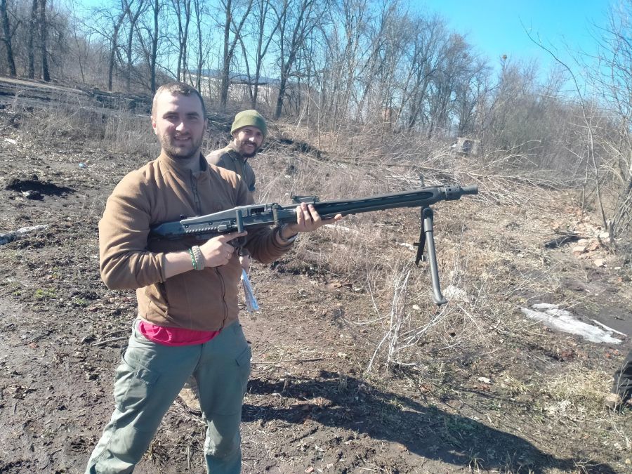 Після недавніх штурмів в "Левів" з'явилось багато російських кулеметів. Фото: Дмитро Сеньків/Facebook
