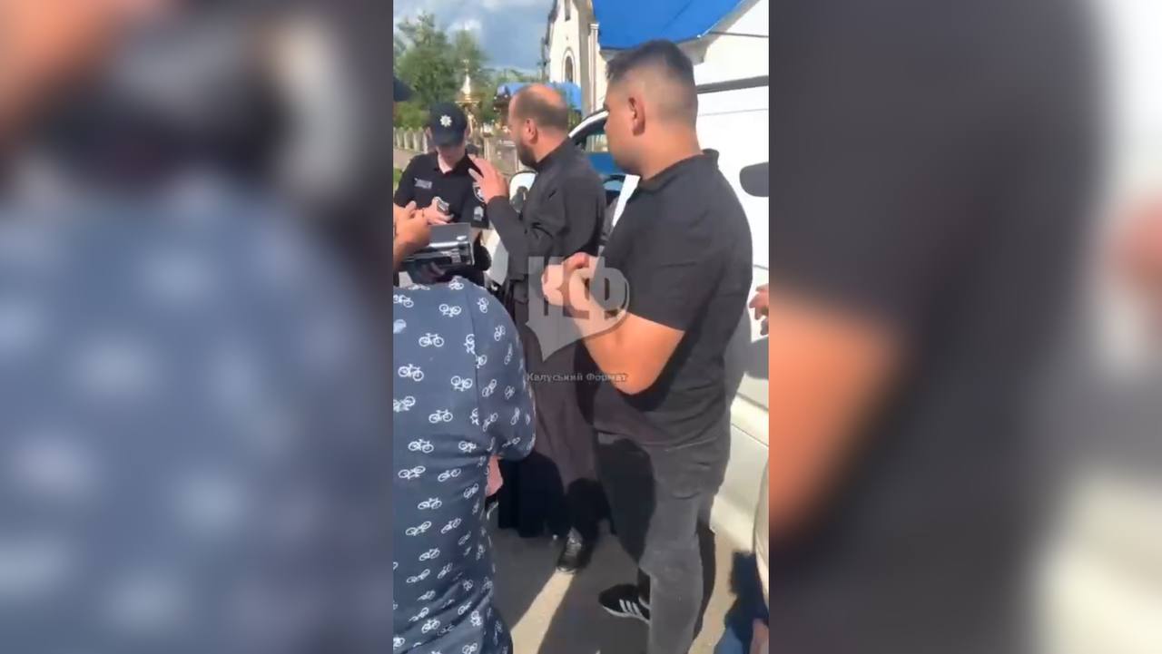 Трьох священників перевірили на факт сп’яніння — вони були тверезими