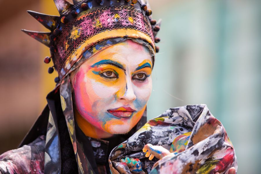 Глядачі могли побачити образ матері з картини Марії Приймаченко