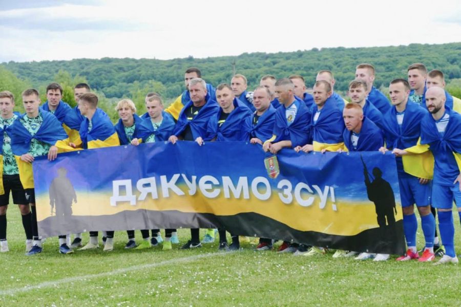 Футболісти об’єдналися заради спільної мети — підтримки Захисників