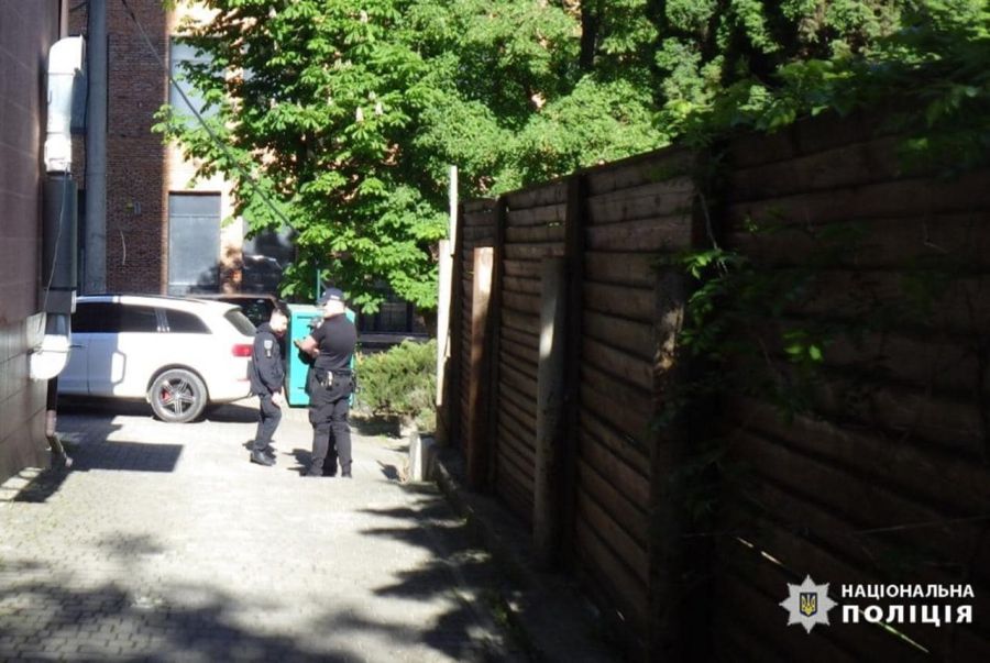 Обох крадіїв слідчі затримали в порядку статті 208 Кримінального процесуального кодексу України