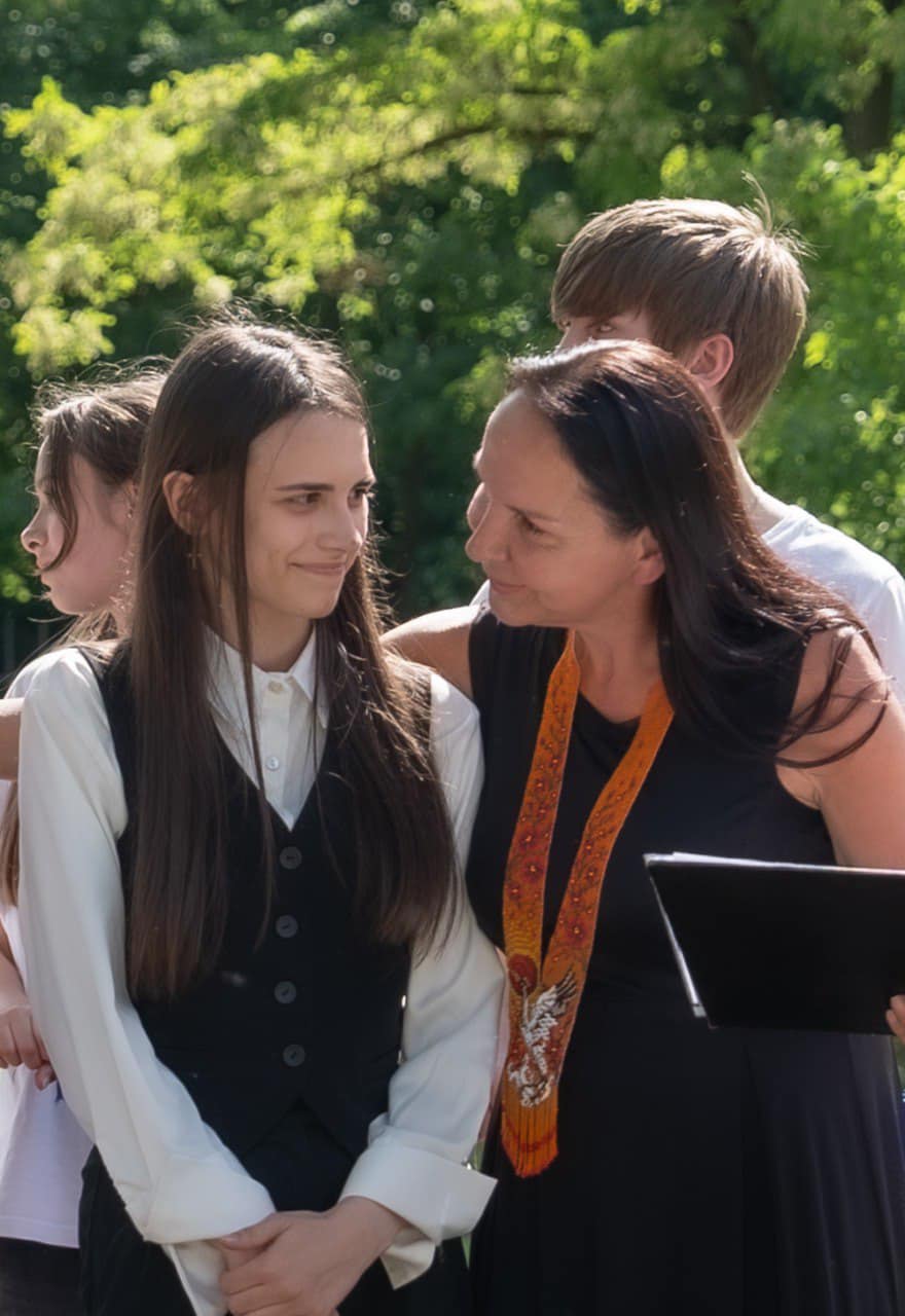 Вікторія зуміла створити неповторні художні будиночки для птахів